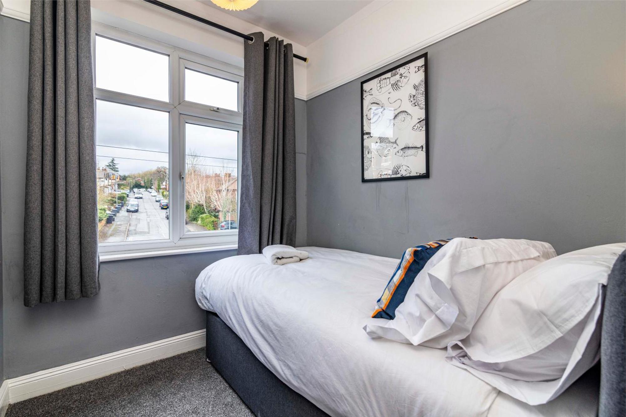 Lovely 4Bdr Home- Off Street Parking Sleeps 7 Нотингам Екстериор снимка